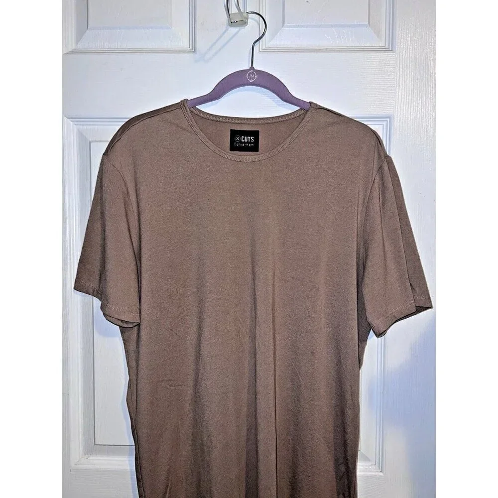 CUTS T-Shirt Mens Curve Hem Crew Neck Lightweight Stretch Training Sz L